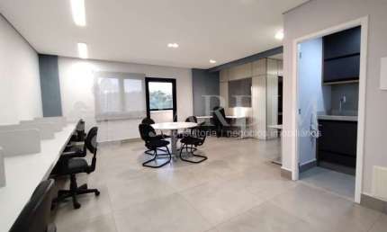 Sala comercial com 3 salas para alugar no Loteamento Santa Rosa, Piracicaba 