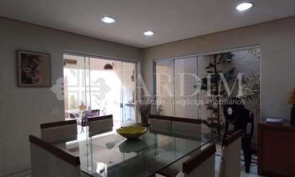 Casa com 3 quartos à venda no Jardim Caxambu, Piracicaba 