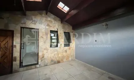 Casa com 2 quartos para alugar no Jardim dos Manacás, Piracicaba 