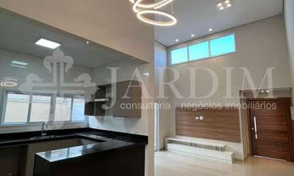 Casa com 3 quartos para alugar no Loteamento Residencial e Comercial Villa D'Aquila, Piracicaba 