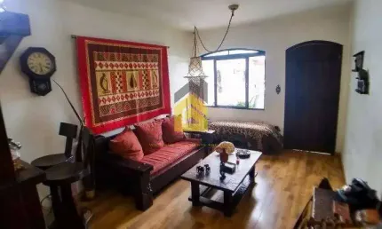 Sobrado à Venda com 148m², 3 Dormitórios, Sendo 1 Suíte - Assunção - S.B.C