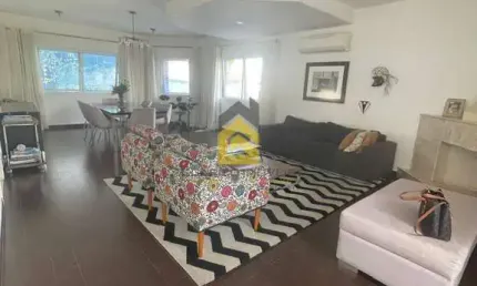 Sobrado à venda Condomínio Swiss Park - SBC, com 542m²