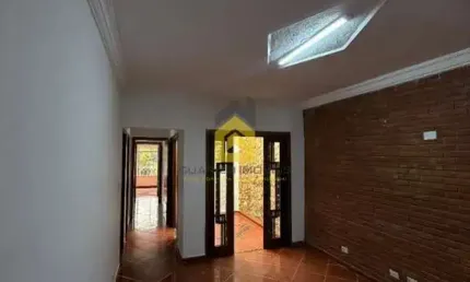 Casa Ampla no Bairro Campestre – Ideal para Residência ou Comércio
