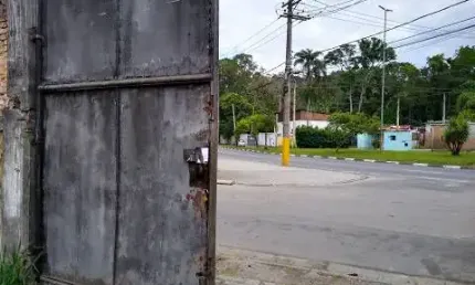 Galpão/Lote/Terreno para venda possui 2233 m² Jardim Rodeio FRENTE PARA PERIMETRAL