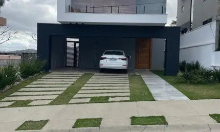 ÓTIMO Sobrado no Condomínio Bella Cittá Fazenda Rodeio para venda com 200 m² com 3 suítes