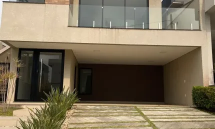 ÓTIMO sobrado no BELLA CITTÁ FAZENDA RODEIO para venda com 227 m² com 3 suítes