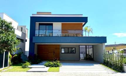 MARAVILHOSA casa no MOSAICO ESSENCE para venda possui 314 m² com 3 SUÍTES e ESPAÇO GOURMET e PISCINA