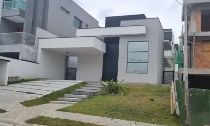 ÓTIMA casa térrea no Condomínio ARUÃ BRISAS 3 Suítes Gourmet e Piscina