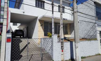 ÓTIMO imóvel para locação na RUA IPIRANGA em frente ao POLIPET