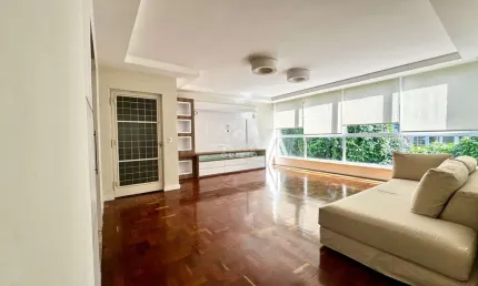 Aluguel de Apartamento de Luxo no Pacaembu, São Paulo-SP: 3 Quartos, 1 Suíte, 4 Salas, 4 Banheiros, 2 Vagas, 240m² de Área - Edifício Flamboyant