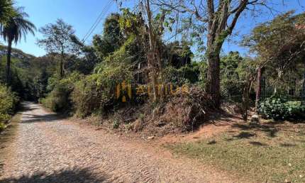 Lote Prox ao Clube no Aldeia da Cachoeira das Pedras