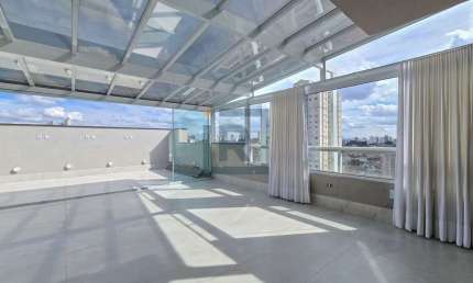 Apartamento de 200m² com 2 suítes e 3 vagas na Pompeia