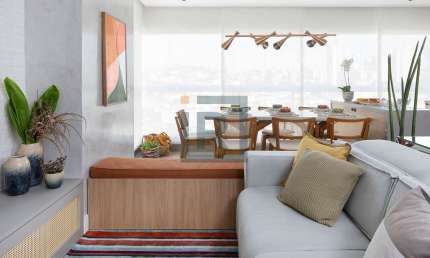 Apartamento de 88m² com 2 dormitórios, sendo 1 suíte, e 3 vagas na Vila Romana