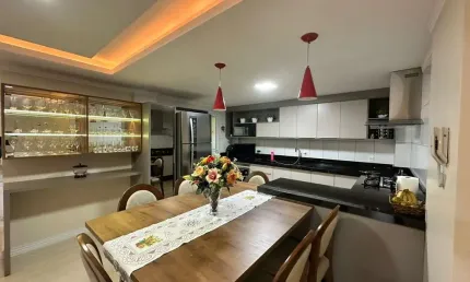 Apartamento Com área externa em Região do Lago, Cascavel/PR