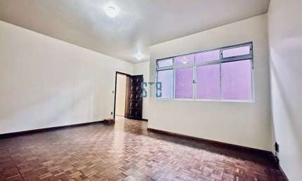 Apartamento com 3 quartos para alugar na Santos Dumont, 880, Vila Operária, Campo Largo por R$ 2.850