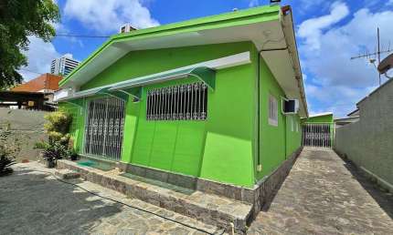 Casa para Venda em João Pessoa, Tambauzinho, 3 dormitórios, 1 suíte, 2 banheiros, 4 vagas