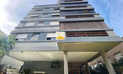 Apartamento 3 dormitórios no Bairro Petrópolis com vaga de garagem e elevador