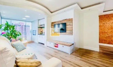 Apartamento 3 Dormitórios no Edificio Xico Stockinger