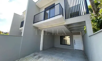 Casa / Sobrado para Venda em Joinville, Glória, 3 dormitórios, 1 suíte, 3 banheiros, 2 vagas