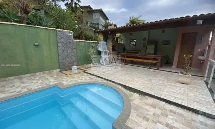 Ótima casa na Brava 4 quartos próxima ao centro de Búzios