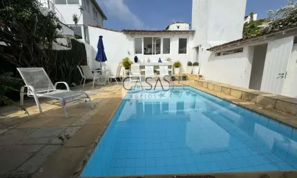 Maravilhosa Casa 4 quartos na Praia dos Ossos Centro Armação de Búzios