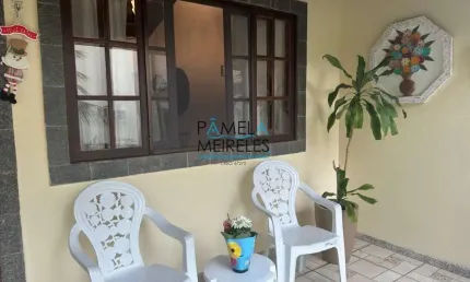 Linda casa 3 quartos em condomínio Geriba Armação de Búzios