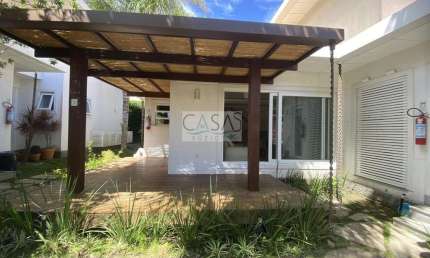 Maravilhosa casa 4 quartos em condomínio fechado no Centro Armação de Búzios