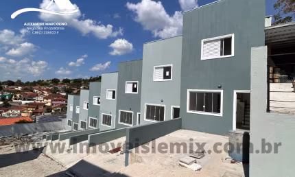Casa em condomínio fechado com 2 quartos à venda na Rua Brigadeiro Aguiar, 10, Centro, Santa Branca