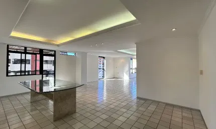 Lindo e amplo apartamento à venda em Manaíra, João Pessoa/PB