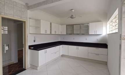 Casa com 4 quartos à venda na Rua Piracicaba, Vila Trujillo, Sorocaba