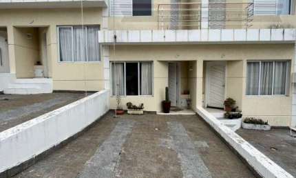 Casa em condomínio fechado com 3 quartos à venda na PARQUE SANTA DELFA, 93, Parque Santa Delfa, Franco da Rocha por R$ 380.000