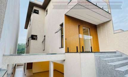 Casa com 3 quartos à venda na PORTAL DOS IPÊS, 250, Portal dos Ipês, Cajamar por R$ 1.550.000