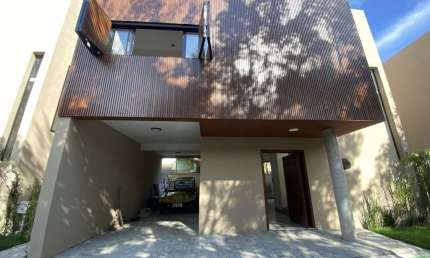 Casa em condomínio fechado com 3 quartos à venda na Rua Papoula, 1, Camburi, São Sebastião
