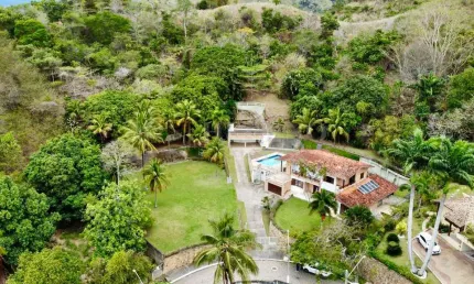 Casa Alto Padrão em Praia do Arrastão, São Sebastião/SP
