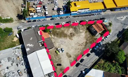 Casa comercial para alugar no Varadouro, São Sebastião 