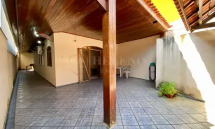 Casa com 2 quartos para alugar na Vila Amélia, São Sebastião 