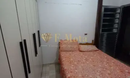 Casa à venda no Jardim Ana Estela, Carapicuíba  por R$ 650.000