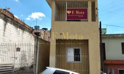 Casa com 2 quartos à venda no Jardim Carapicuíba, Carapicuíba  por R$ 500.000