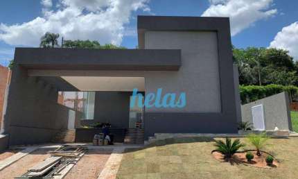 CASA TÉRREA À VENDA COM 180 m² DE ÁREA CONSTRUÍDA, 03 SUÍTES, ÁREA GOURMET, PISCINA POR R$ 1.100.000,00 EM CONDOMÍNIO FECHADO NA CIDADE DE ATIBAIA SP