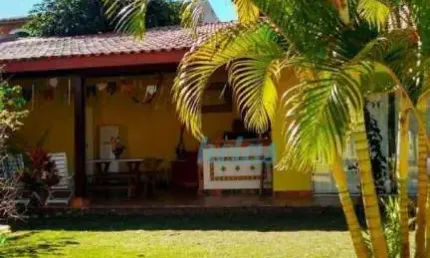 Casa térrea de 125 m², por r$ 890.000,00 com 3 dormitórios, com área gourmet no condomínio shangri-lá em atibaia-sp