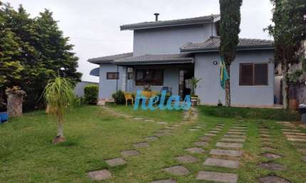 CASA COM 190m² À VENDA POR R$ 980.000,00 EM CONDOMÍNIO FECHADO MARF 2- BOM JESUS DOS PERDÕES/SP.