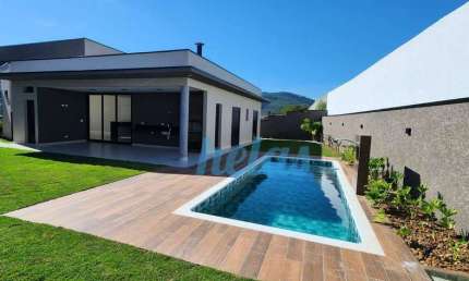 CASA TÉRREA COM 209m² À VENDA POR R$ 1.980.000,00 NO CONDOMÍNIO ATIBAIA PARK II/SP.
