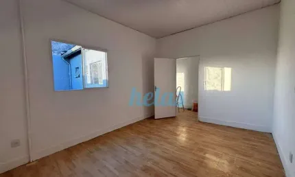 CASA COM 85m² À VENDA POR R$ 599.000,00 OU LOCAÇÃO POR R$ 2.300,00 + (IPTU DE R$ 150,00 ) NO CENTRO - ATIBAIA/SP