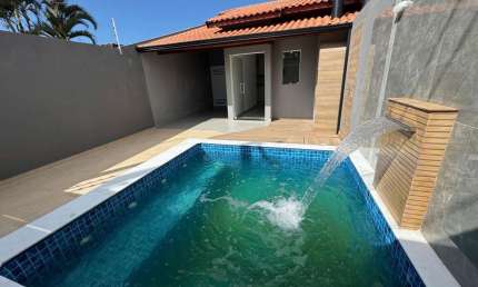 Casa para Venda em Itanhaém, Nova Itanhaém, 3 dormitórios, 1 suíte, 2 banheiros, 2 vagas
