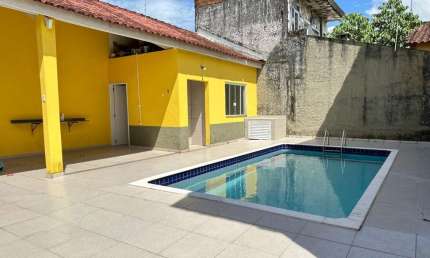 Casa para Venda em Itanhaém, Balneário Gaivota, 4 dormitórios, 2 suítes, 2 banheiros, 4 vagas