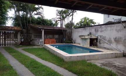 Casa para Venda em Itanhaém, Suarão, 3 dormitórios, 2 banheiros, 4 vagas
