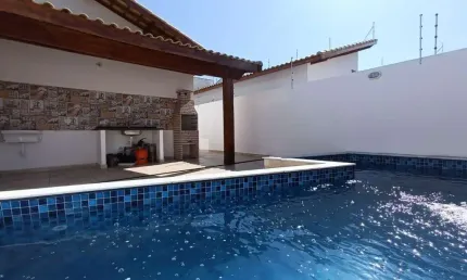 Casa para Venda em Itanhaém, Jardim Jamaica, 3 dormitórios, 1 suíte, 2 banheiros, 2 vagas