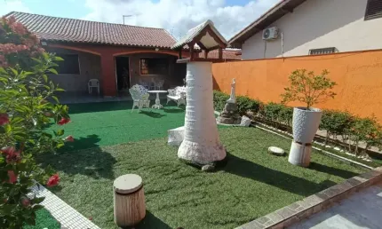 Casa para Venda em Itanhaém, Santa Julia, 4 dormitórios, 1 suíte, 2 banheiros, 1 vaga