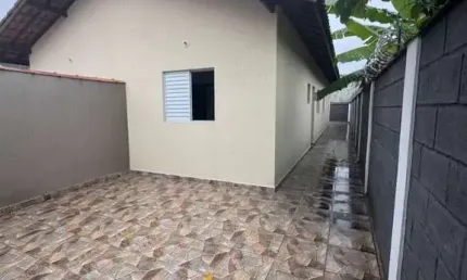 Casa para Venda em Itanhaém, Nova Itanhaém, 2 dormitórios, 1 suíte, 1 banheiro, 2 vagas