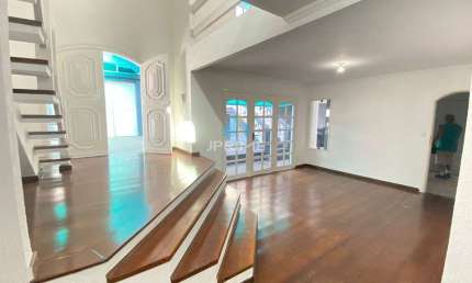 Sobrado a venda e locação no Bairro Terra Nova II em São Bernardo, com 373m².